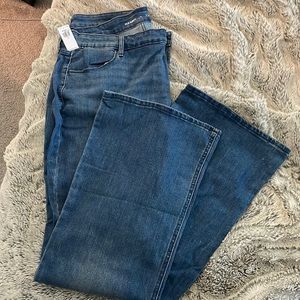 Women’s plus old navy jeans